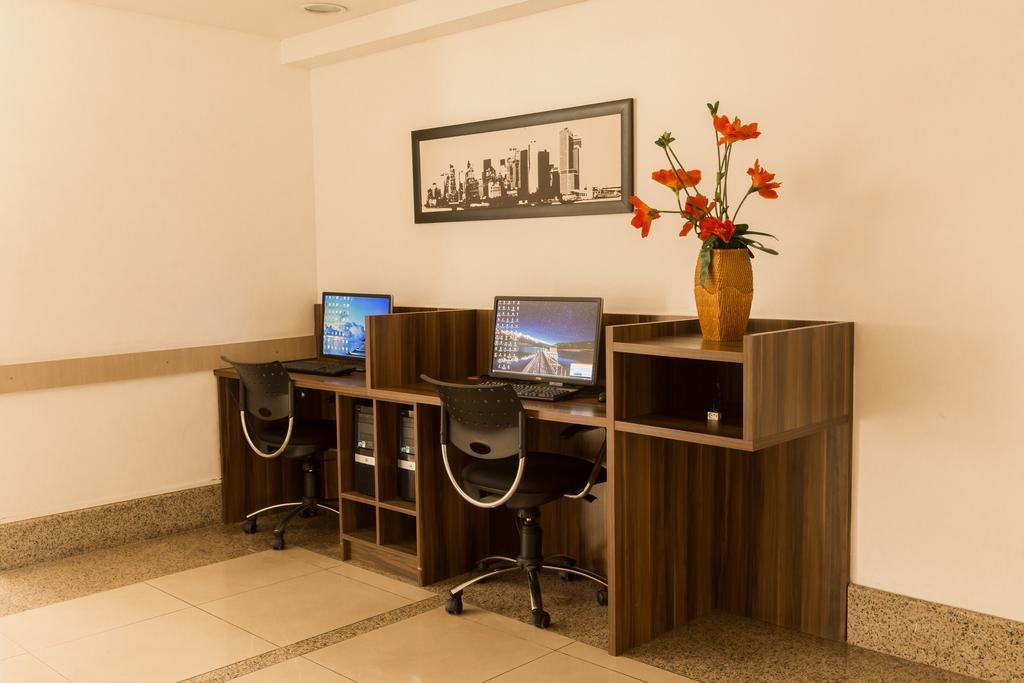 Apartahotel Flat Premium No Adrianopolis 4*
